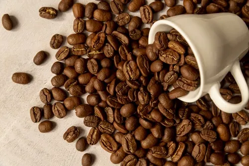 Preocupação com a oferta sustenta ganhos do café arábica no fechamento desta 2ª feira (20)