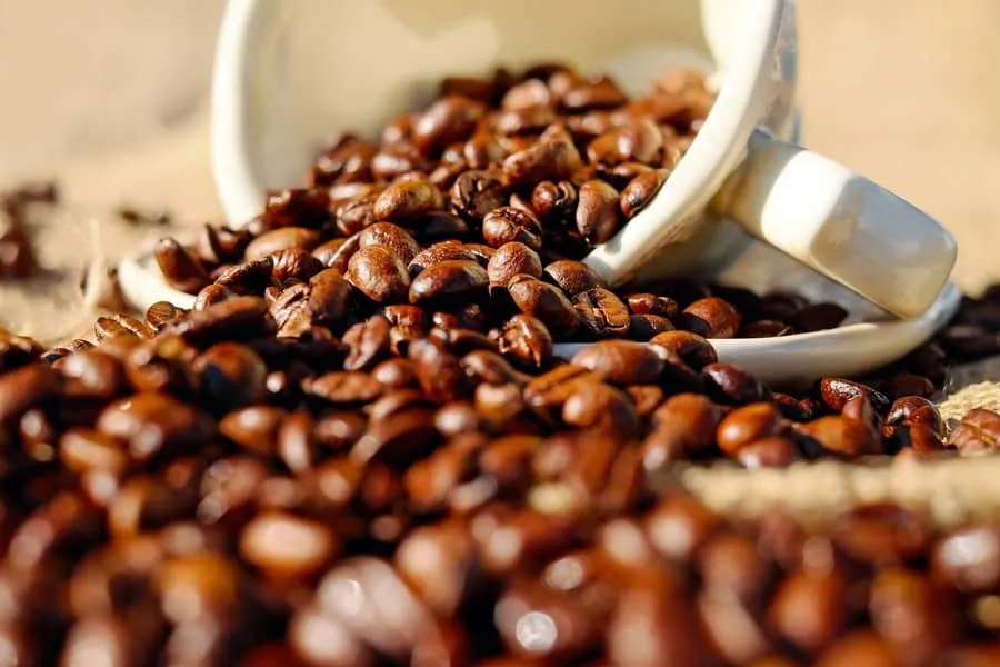 Preços do café em abril voltaram a refletir apreensão com safra brasileira