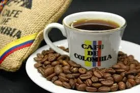 Produção de café da Colômbia cai 34% em janeiro, diz federação