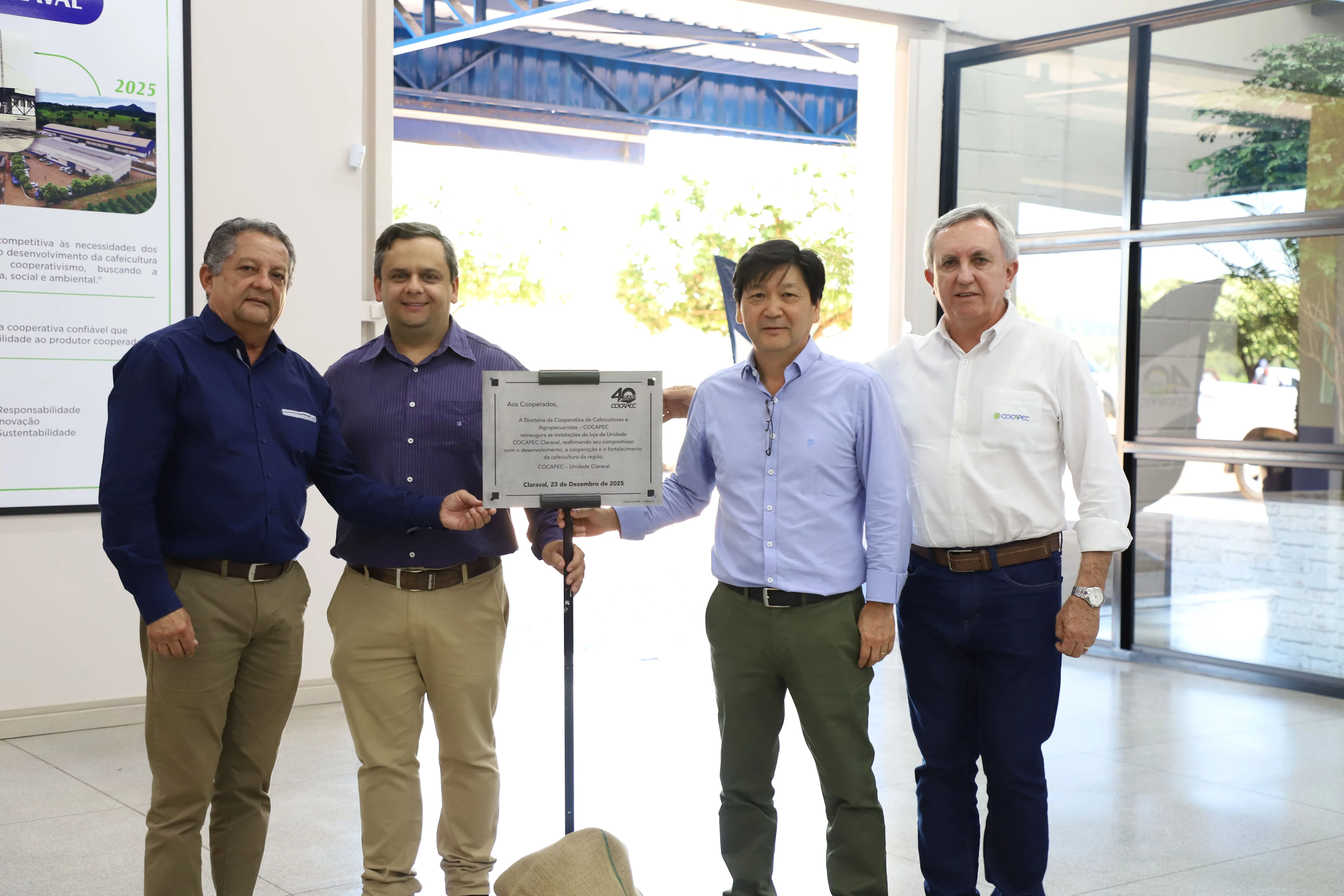 Unidade Cocapec Claraval retorna com novo conceito de loja