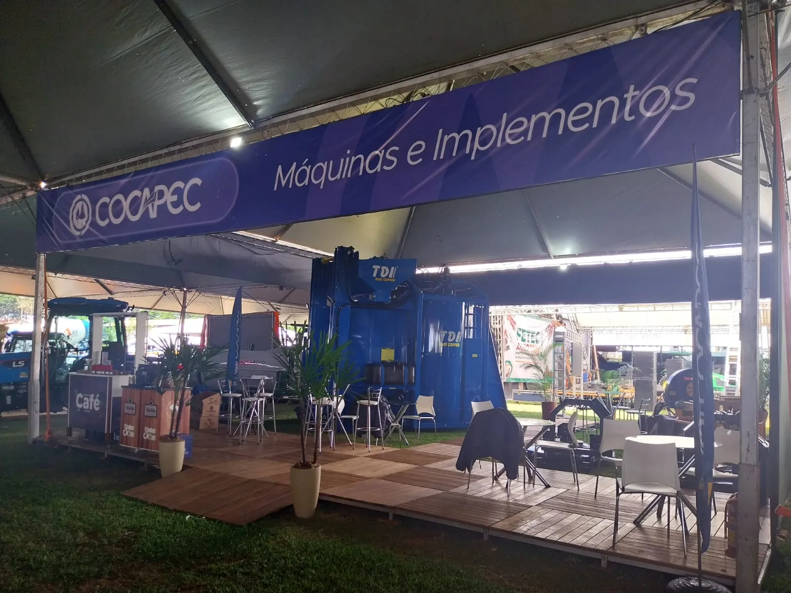 Cocapec marca presença na FETEC, maior feira do agronegócio da região de São Sebastião do Paraíso (MG)