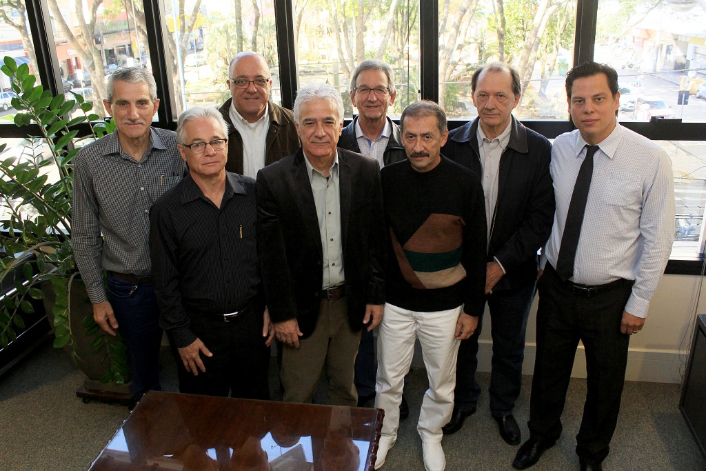 23-08-2016 - FRANCA, SP - REVISTA ACIF. Representantes de seis entidades da cidade assinaram um termo de cooperação que oficializa a criação do G6, um grupo político, mas apartidário formado por: ACIF, Cocapec (Cooperativa de Cafeicultores e Agropecuaristas), OAB, Maçonaria (representada pelo Conselho de Mestres Instalados), Sindifranca (Sindicato da Indústria de Calçados de Franca) e Unimed.  Foto: Wilker Maia/Comércio da Franca