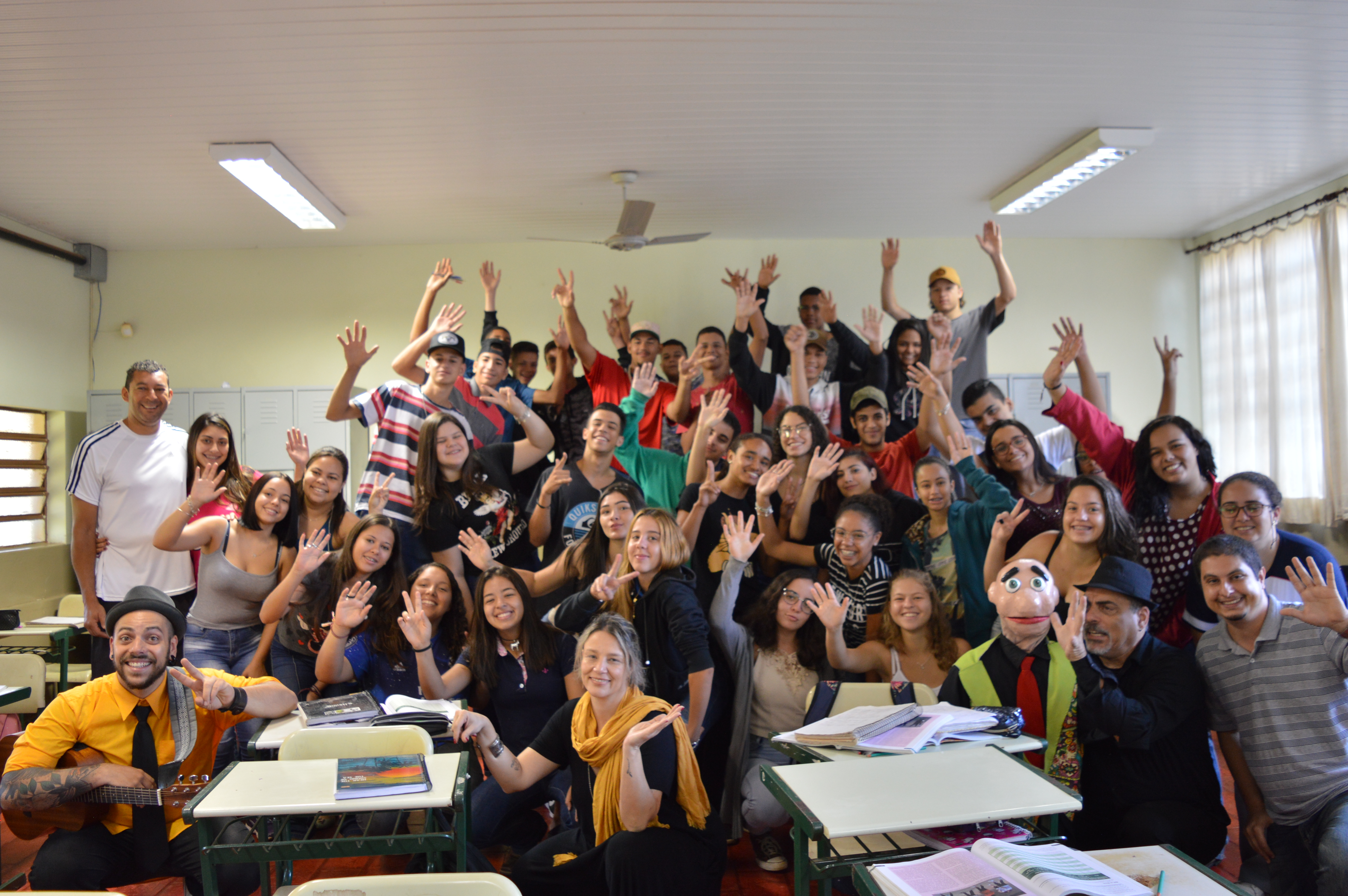 Cooperjovem: esquete teatral orienta alunos da Etec de Franca